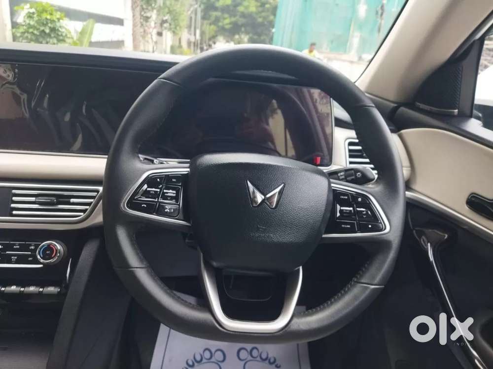 Mahindra Xuv700, 2022, Diesel