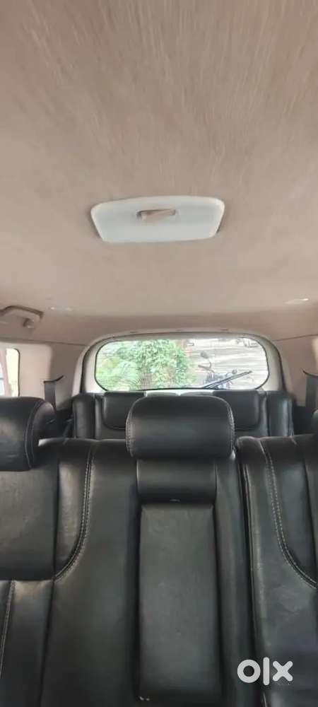 Mahindra XUV500 Diesel 2012 year