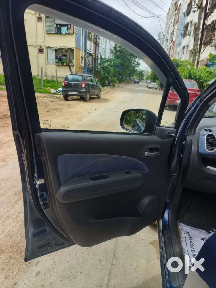 Maruti Suzuki Ritz Zxi 2010 Petrol  Top-end  Well Maintained