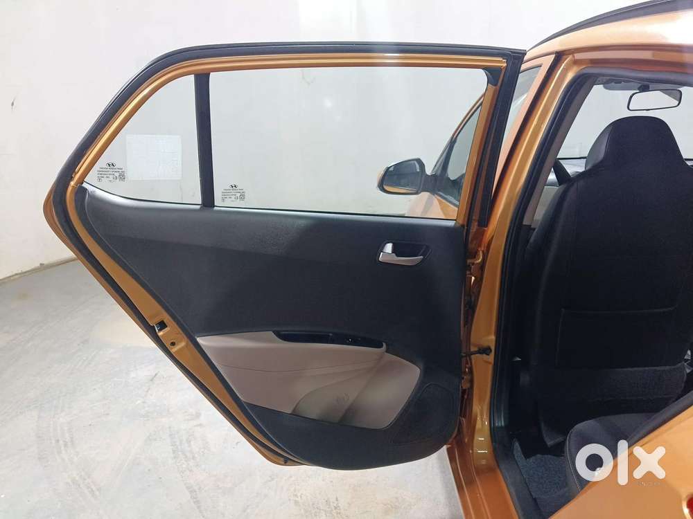 Hyundai Grand I10 1.2 Kappa Vtvt Asta (o) At, 2016, Petrol