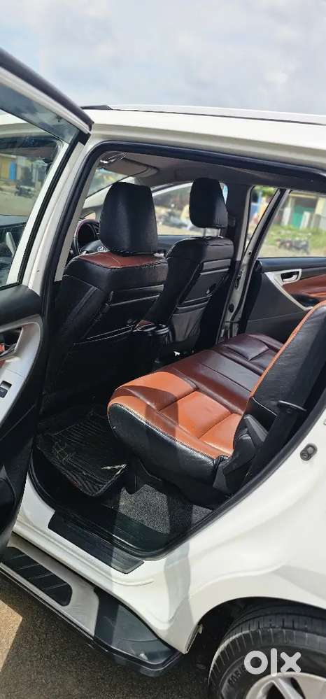 Toyota Innova Crysta 2017 Diesel 83000 Km Driven