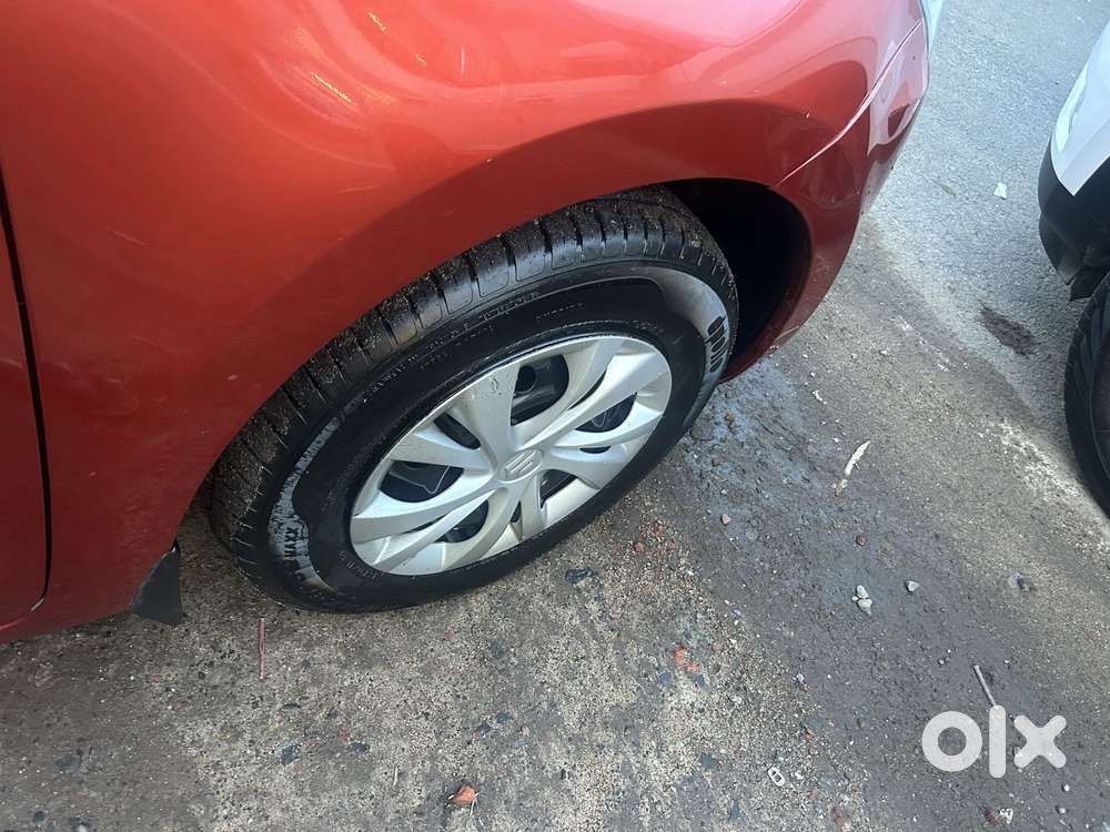 Maruti Suzuki Swift Vxi Optional, 2023, Petrol