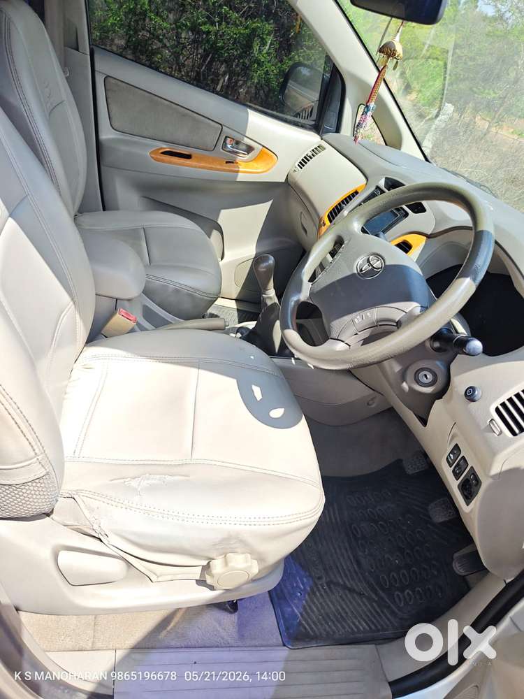 Toyota Innova 2.5 Vx 8 Str, 2010, Diesel