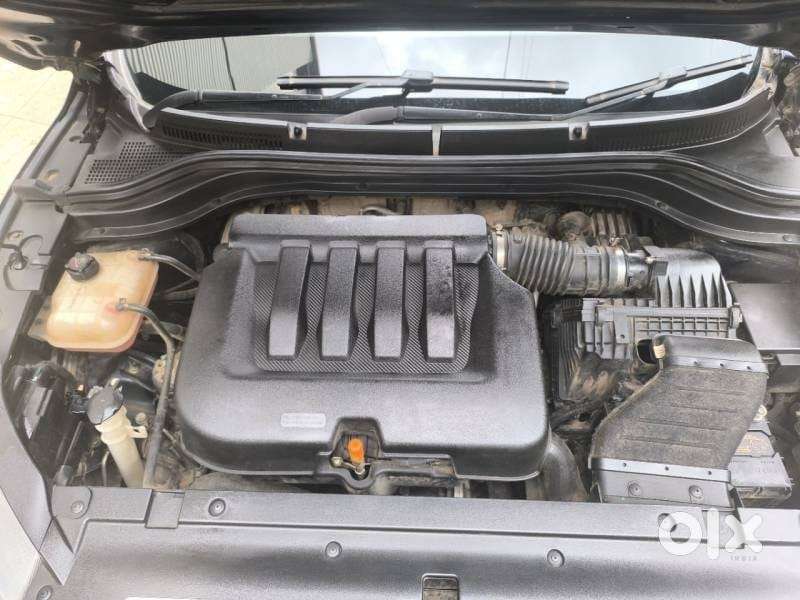 Mahindra Xuv700 2.0 Ax 7 Petrol At Str, 2022, Petrol