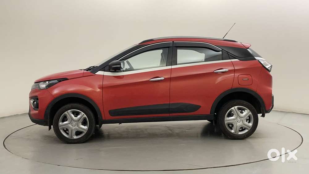 Tata Nexon 1.5 Revotorq Xma Amt (s), 2023, Diesel