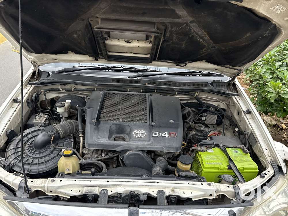 Toyota Fortuner 3.0 4x4 Manual, 2011, Diesel
