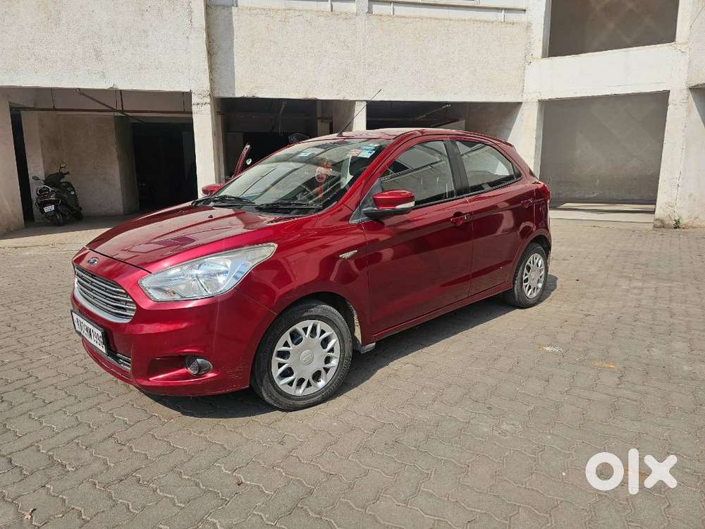 Ford Figo 2016 Petrol .ka Passing.