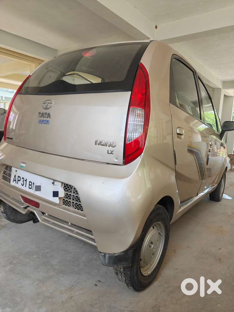Tata Nano Petrol 2011 Year