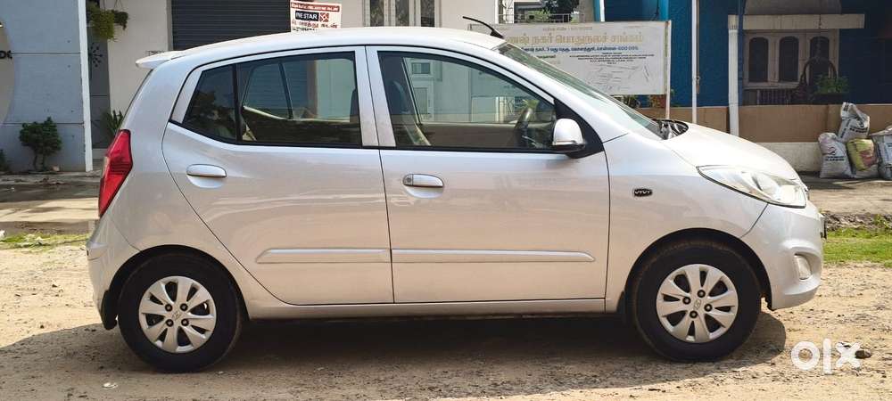 Hyundai I10 Sportz At, 2012, Petrol