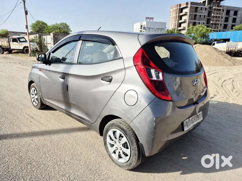 Hyundai Eon Magna + Non Accidental Car With Guarantee