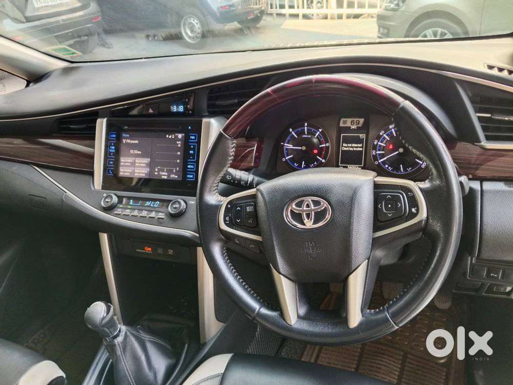 Toyota Innova Crysta, 2016, Diesel