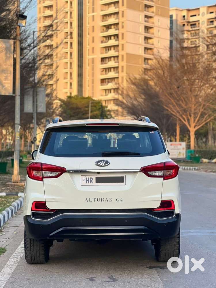 Mahindra Alturas G4 4x2 At, 2022, Diesel