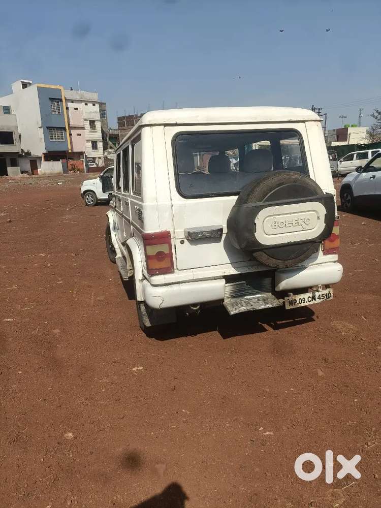 Mahindra Renault Logan 2011