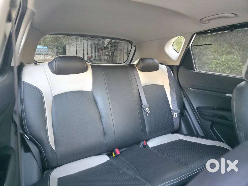 Kia Sonet G 1.2 5mt Htk(o), 2025, Petrol