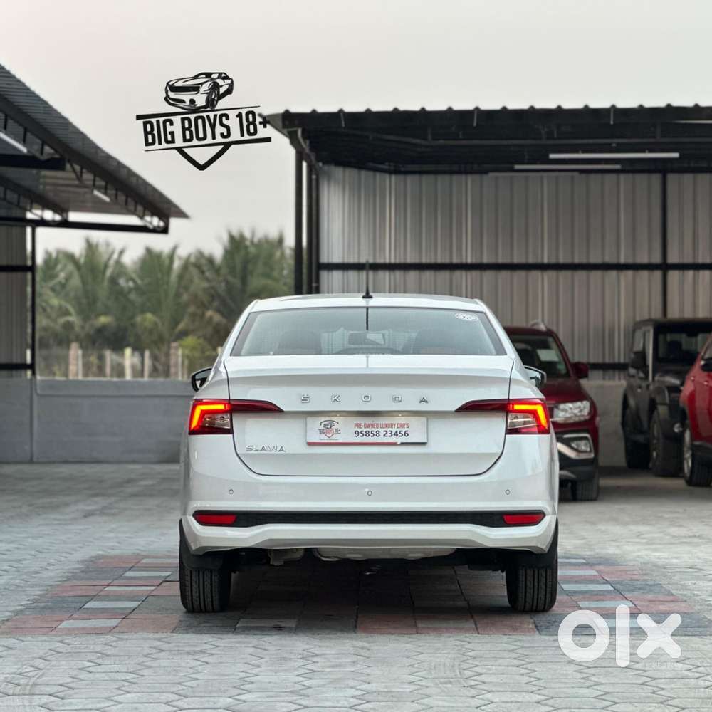 Skoda Slavia 1.0 Active Tsi, 2023, Petrol
