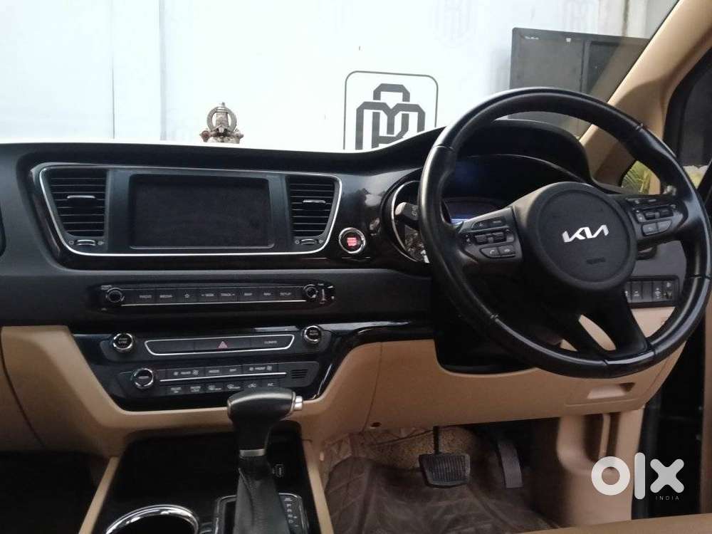 Kia Carnival Limousine Plus 7 Str, 2021, Diesel