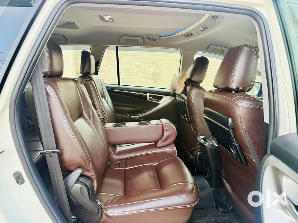 Toyota Innova Crysta 2.4 V 7 Str, 2022, Diesel