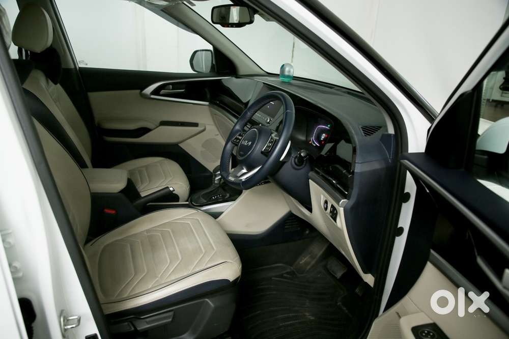 Kia Carens 1.5 Luxury Plus Turbo Dct 7 Str, 2023, Petrol