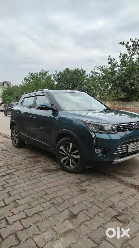 Mahindra Xuv300 2019 Petrol A+ Condition