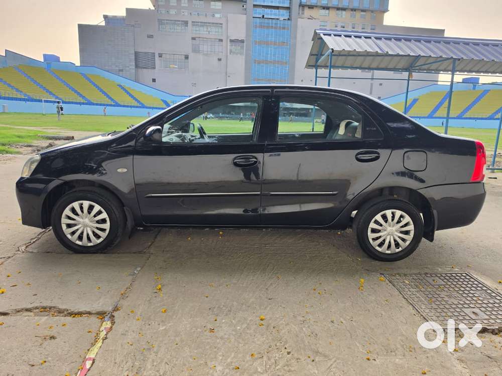 Toyota Etios, 2011, Petrol