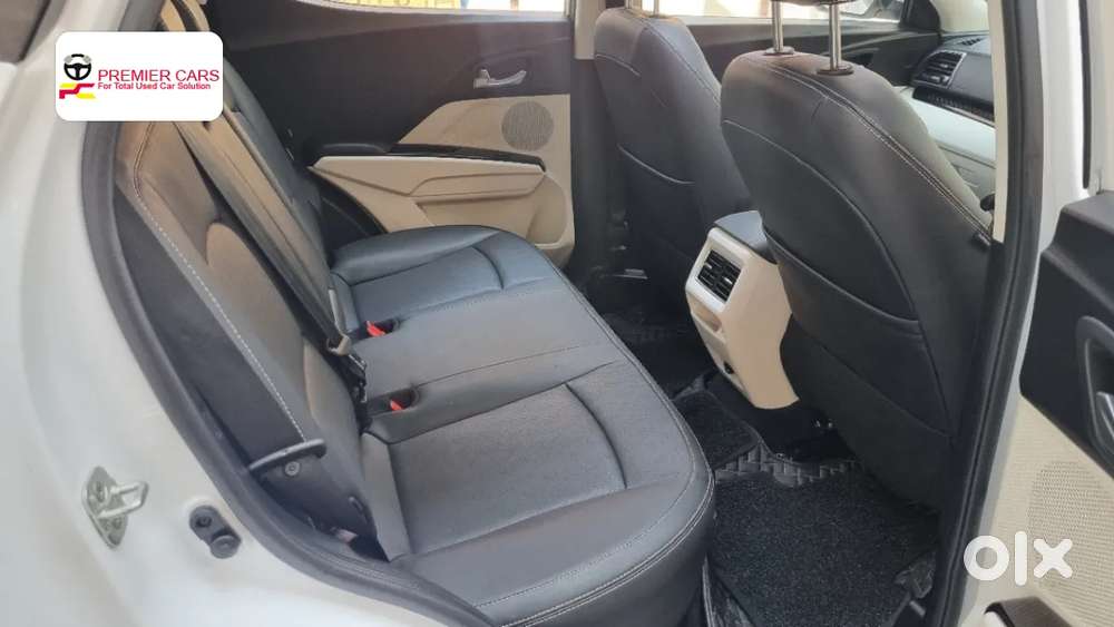 Mahindra Xuv 3xo, 2025, Petrol