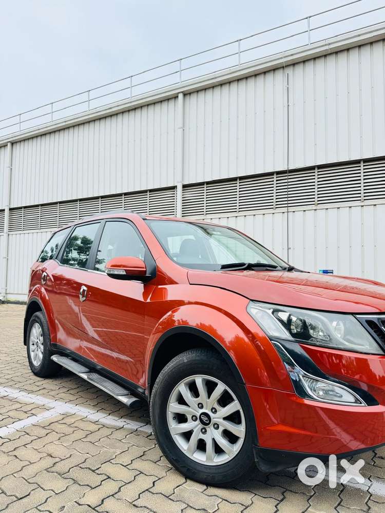Mahindra Xuv500 2.2 W10, 2015, Petrol