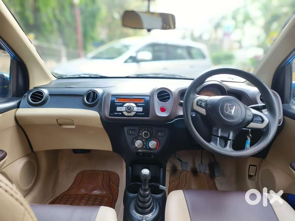 Honda Brio 2011-2013 V Mt, 2011, Petrol