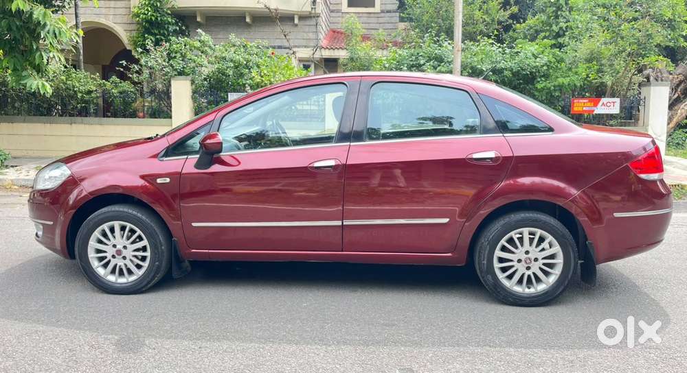 Fiat Linea Emotion Pk 1.4, 2010, Petrol