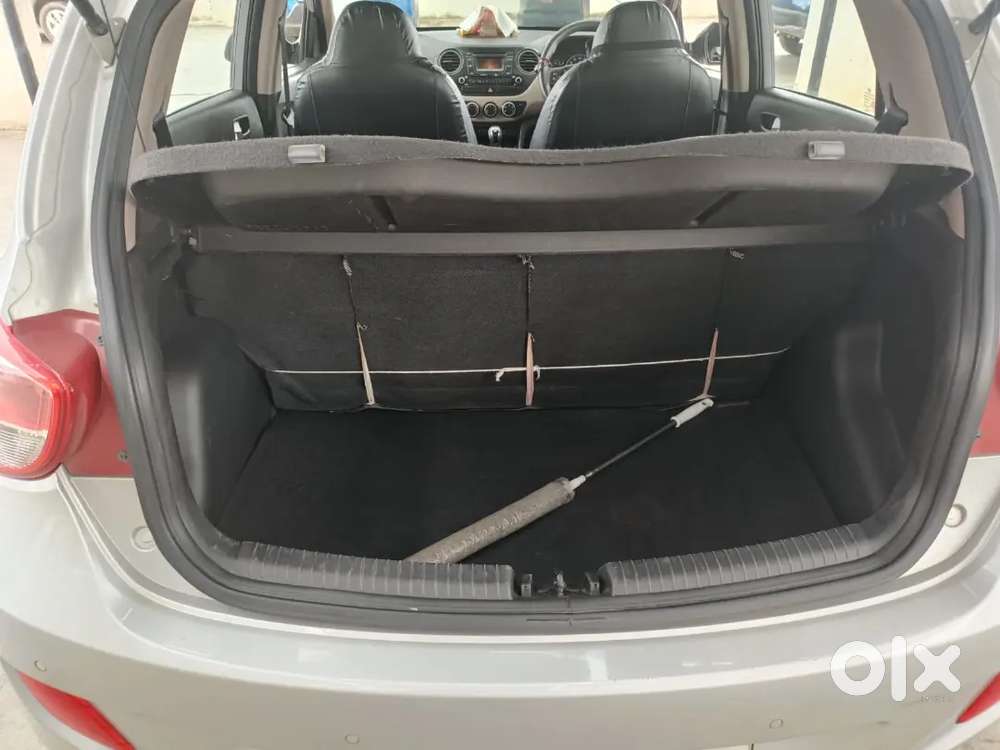 Hyundai Grandi10 2015