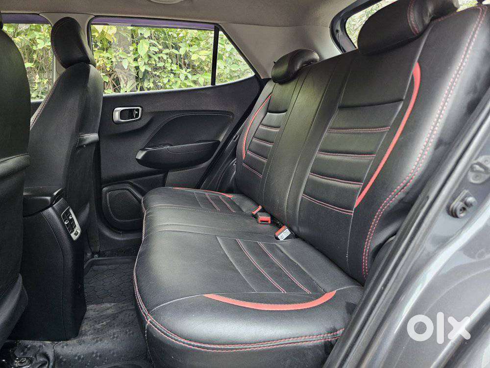 Hyundai Venue 1.2 S Plus, 2022, Petrol