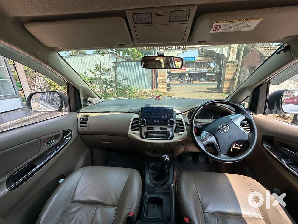 Toyota Innova 2015 Diesel Well Maintained