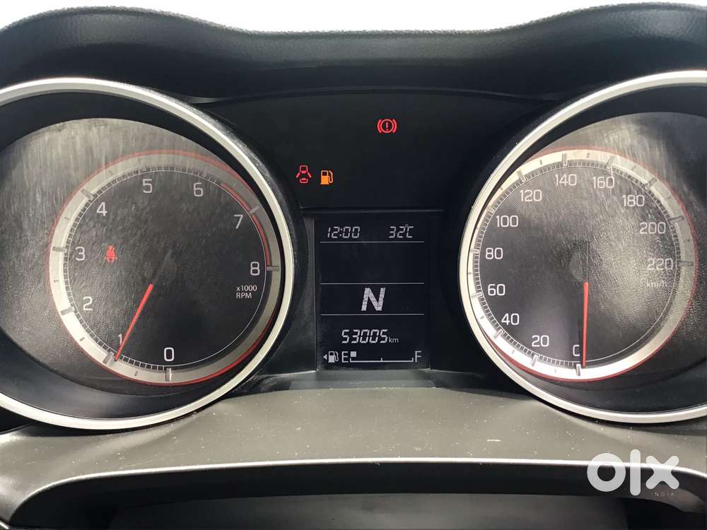 Maruti Suzuki Swift Amt Vvt Zxi, 2020, Petrol
