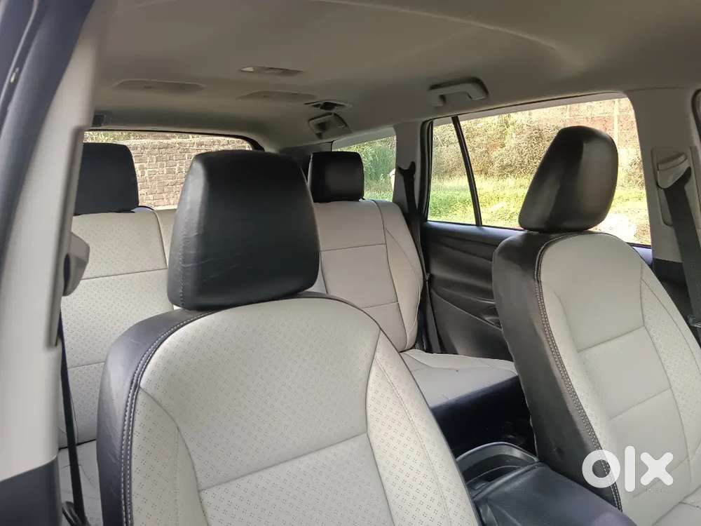 Toyota Innova Crysta 2017 Diesel 146000 Km Driven