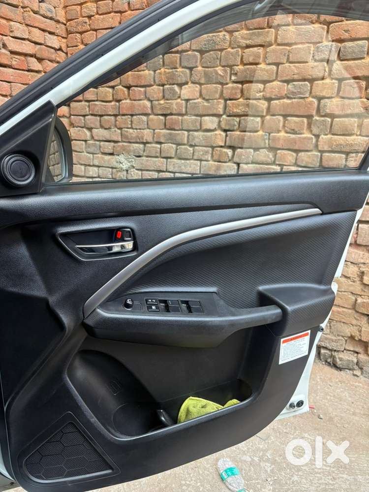 2024 Maruti Brezza Cng