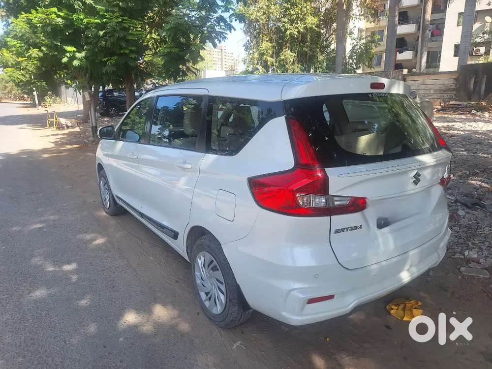 Maruti Suzuki Ertiga 2023 Petrol 25000 Km Driven