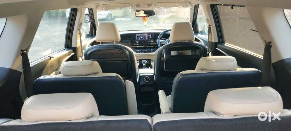 Kia Carens Luxury (o)1.5 Diesel At 7 Str, 2022, Diesel