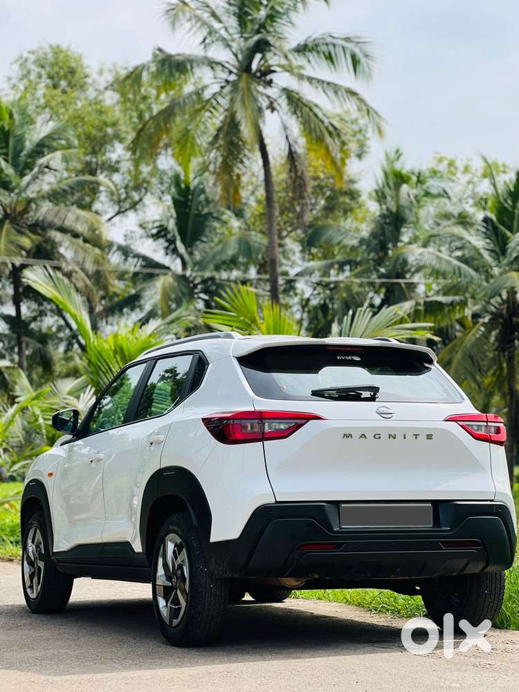 Nissan Magnite Petrol Manual 2024