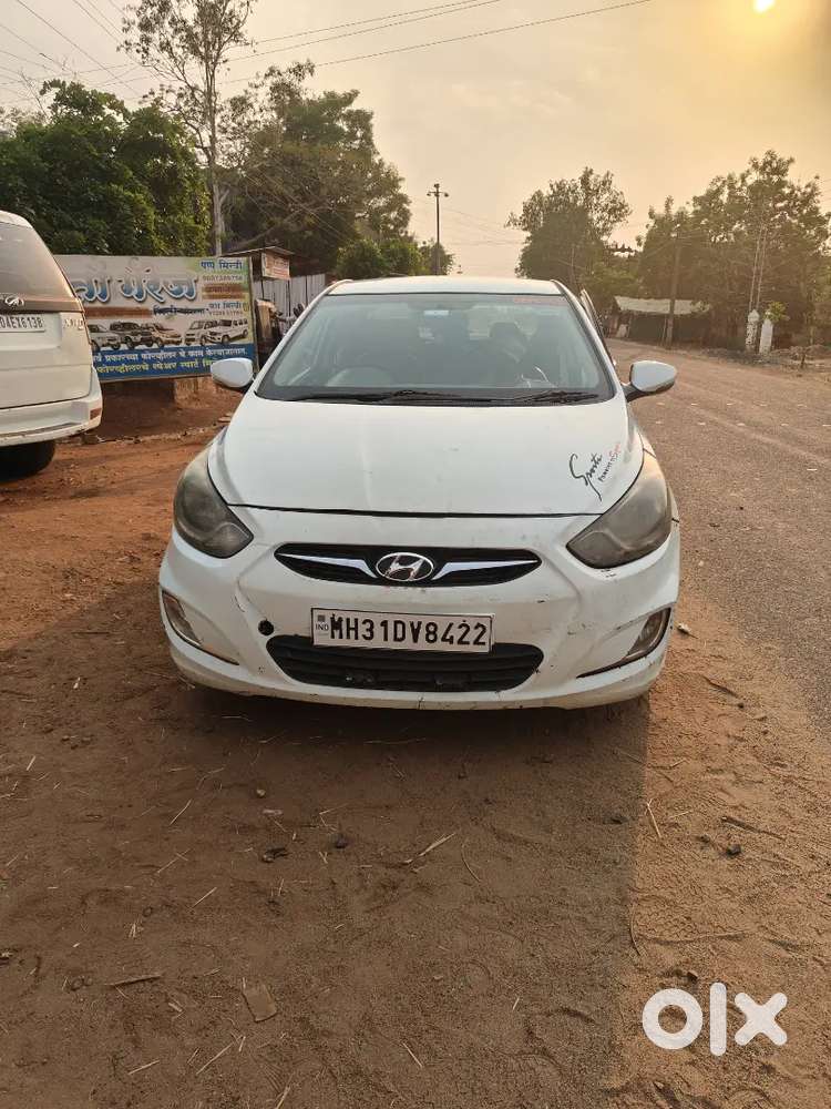 Hyundai Verna 2011