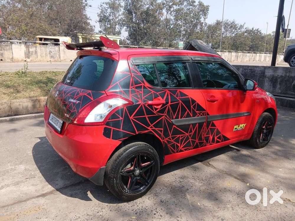 Maruti Suzuki Swift Vxi + Manual, 2017, Petrol