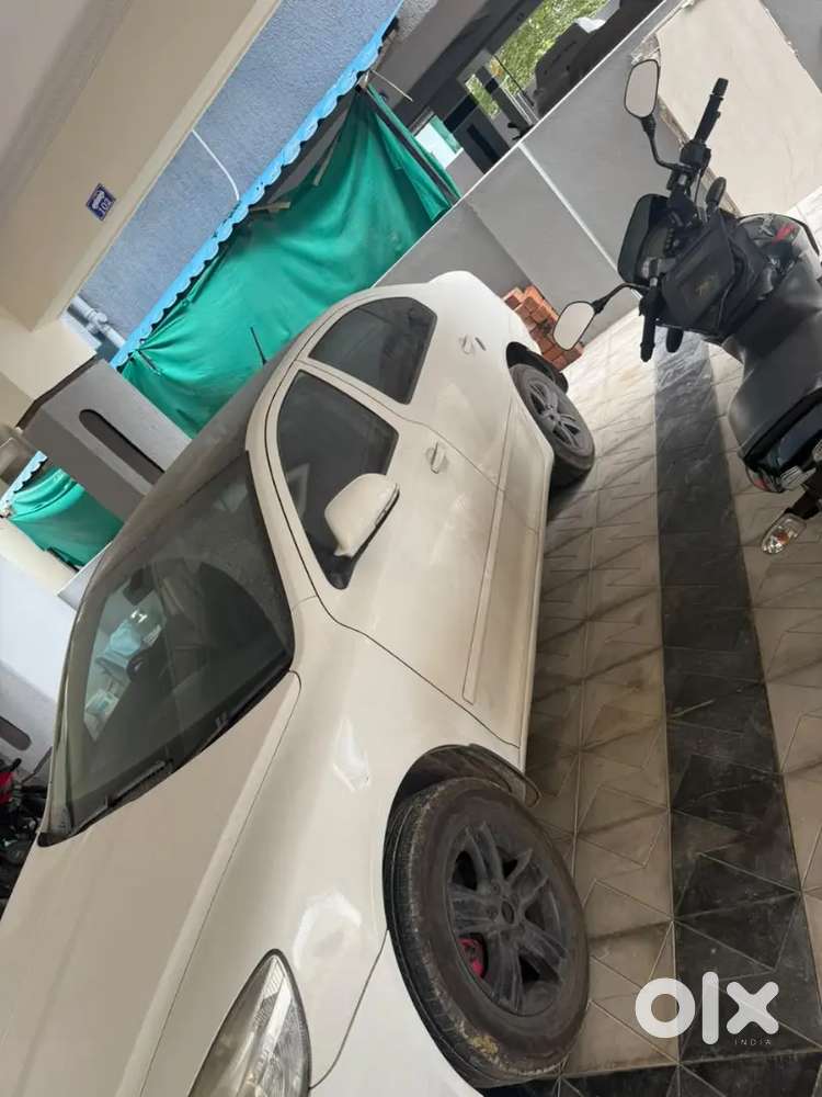 Skoda Laura 2.0 Elegance 2011