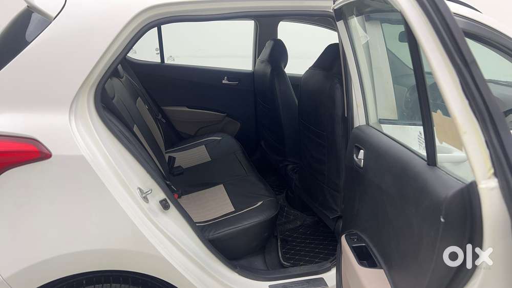 Hyundai Grand I10 1.2 Kappa Sportz, 2015, Petrol