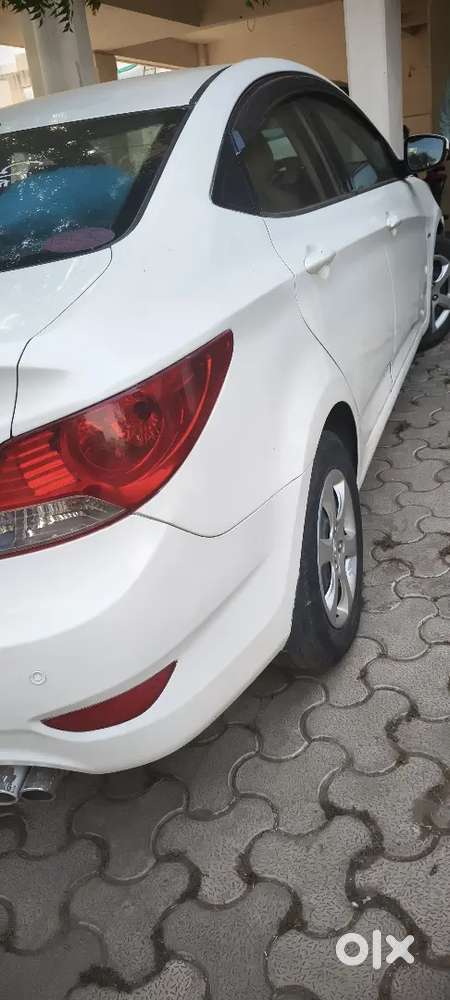 Verna Petrol+cng Good Candishan