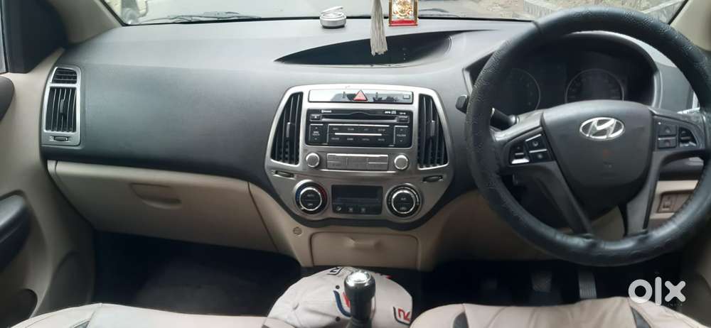 Hyundai I20 Sportz 1.2 Bs-iv, 2013