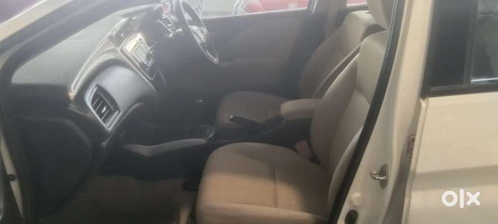 Honda City 1.5 V 4th Gen I-vtec Mt, 2014, Petrol