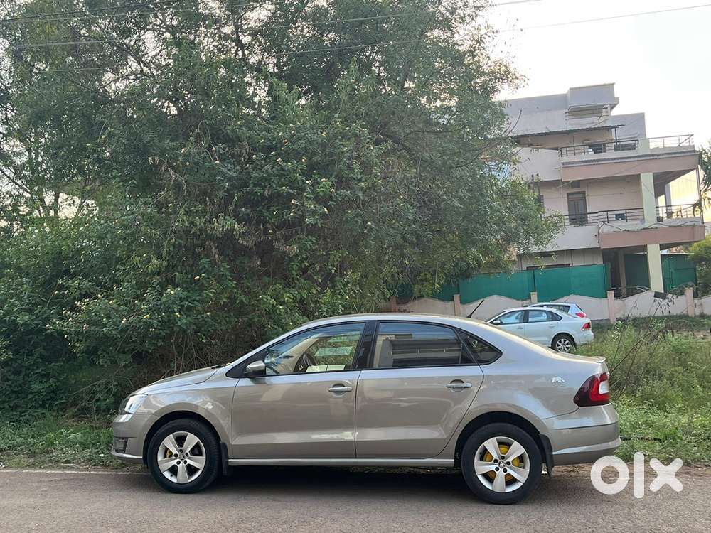 Skoda Rapid Automatic Diesel 2017