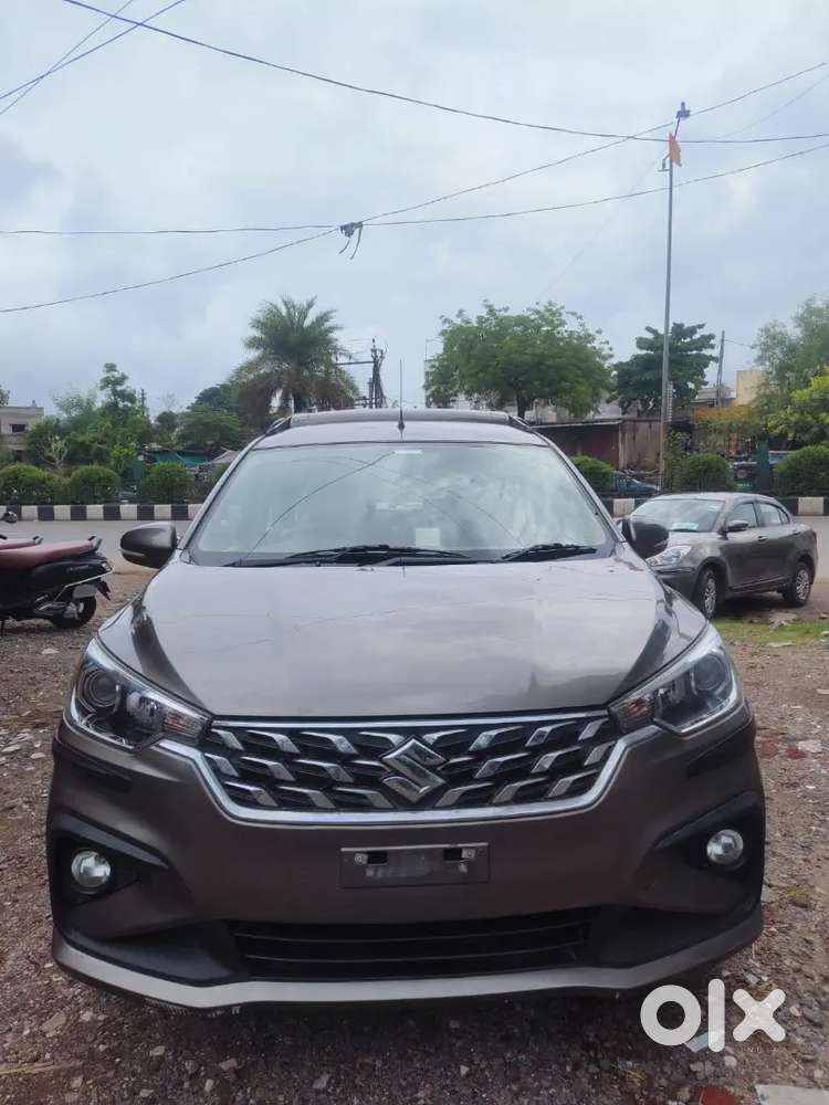 Maruti Suzuki Ertiga 2023 Zxi Cng