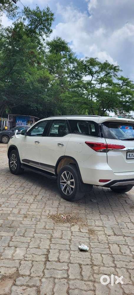 Toyota Fortuner 4x4 At, 2017, Diesel