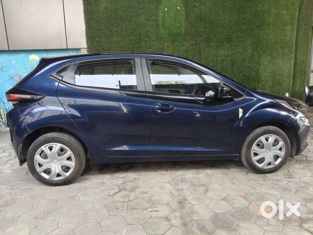 Tata Altroz 1.2 Xta Petrol Dct, 2023, Petrol