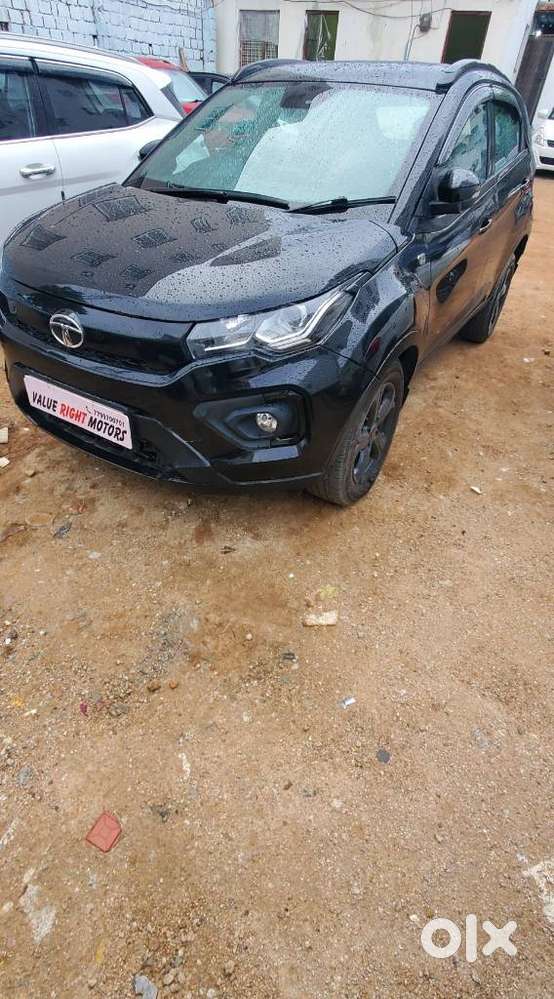 Tata Nexon 1.2 Revotron Xza Plus Luxs Red Dark Edition Amt, 2023, Pe..