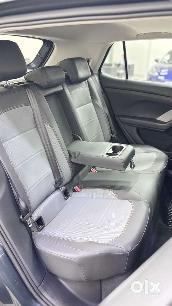 Skoda Kushaq 1.0 Tsi Style At (6 Airbags), 2022, Petrol
